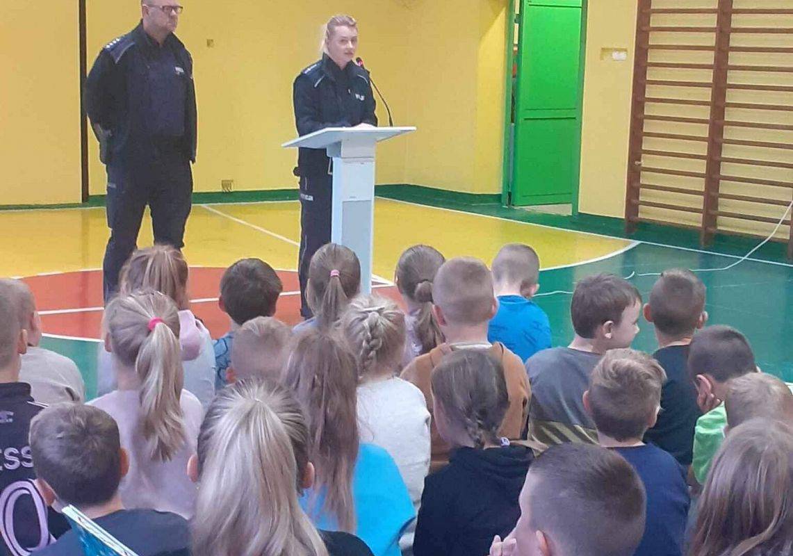 Grafika 1: Spotkanie z Policjantami