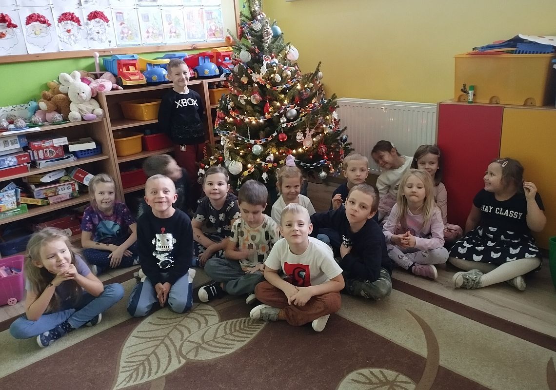 Grafika 1: Mamy choinkę!