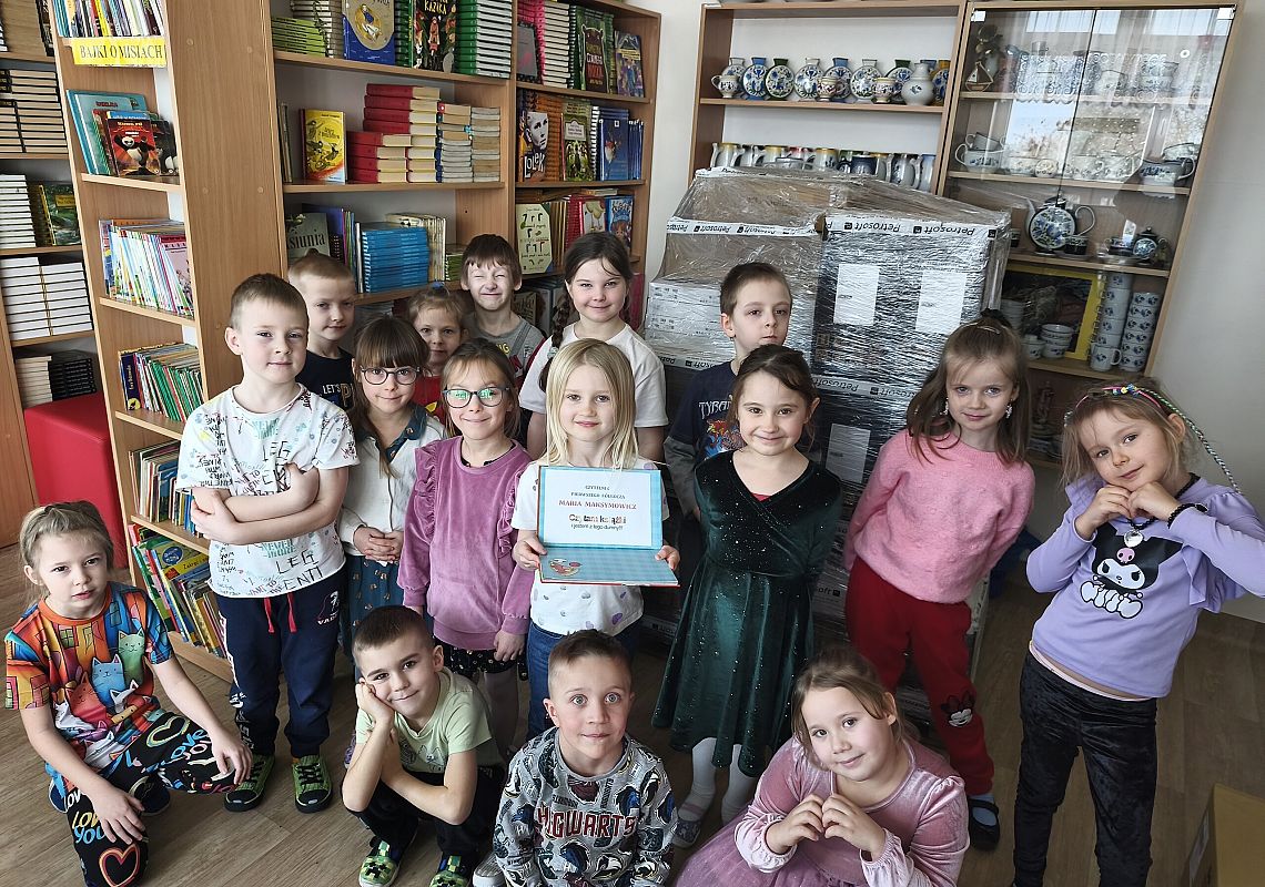 CZYTELNIK PÓŁROCZA