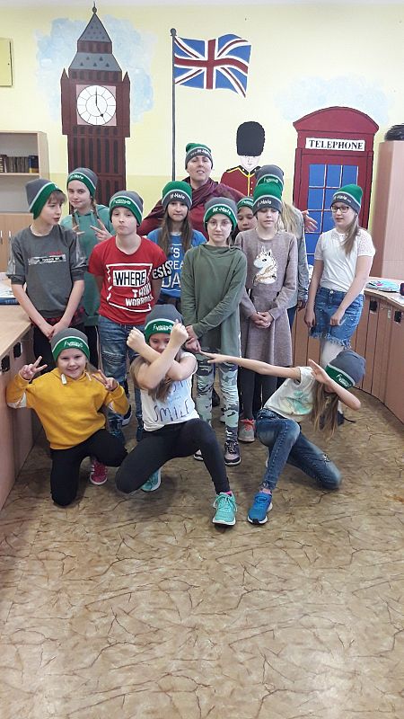  Grafika #0: Mikołajki w klasie Vb