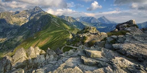  Grafika #0: Poznajemy Polskę