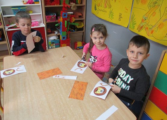 Starszaki przy pracy