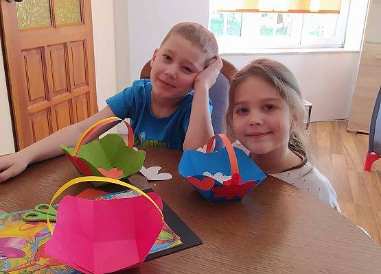 Krzyś i siostra Zuzia