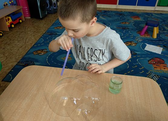 Grafika 23: EKSPERYMENTÓW ciąg dalszy…