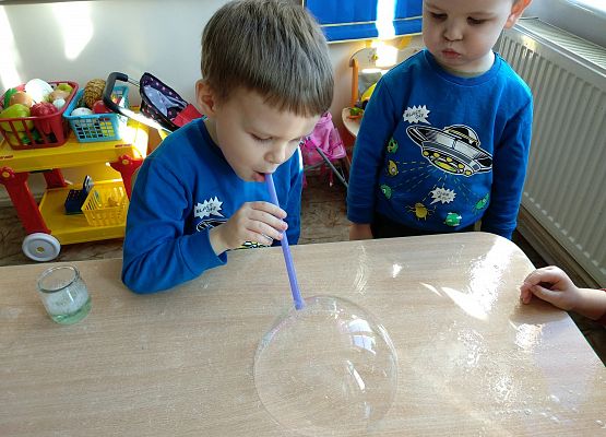 Grafika 9: EKSPERYMENTÓW ciąg dalszy…