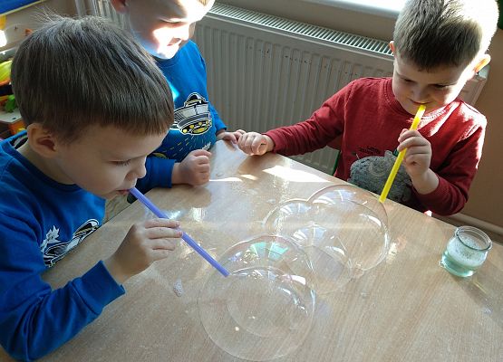 Grafika 11: EKSPERYMENTÓW ciąg dalszy…