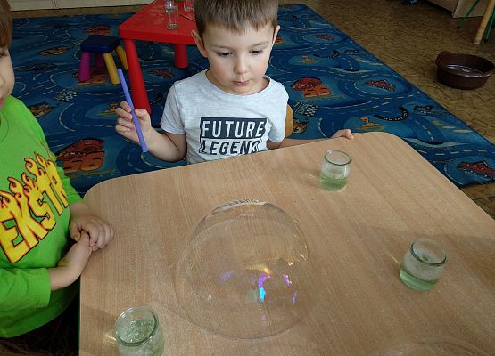 Grafika 12: EKSPERYMENTÓW ciąg dalszy…