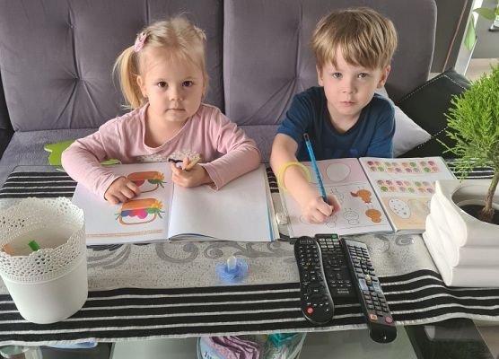 Grafika 24: Nasze pracusie