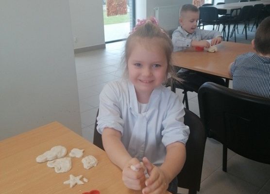 Grafika 13: WESOŁE LABORATORIA