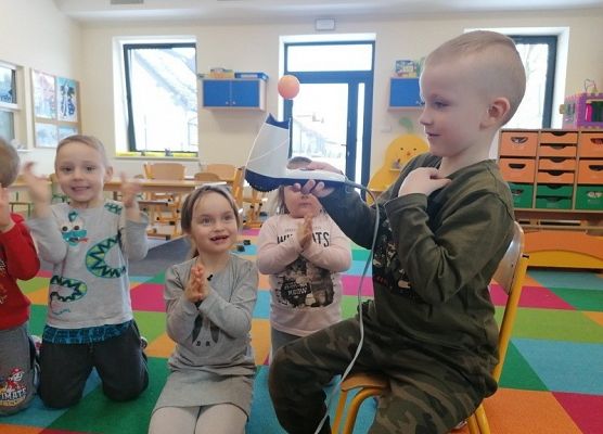 Grafika 25: WESOŁE LABORATORIA