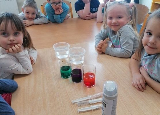 Grafika 26: WESOŁE LABORATORIA