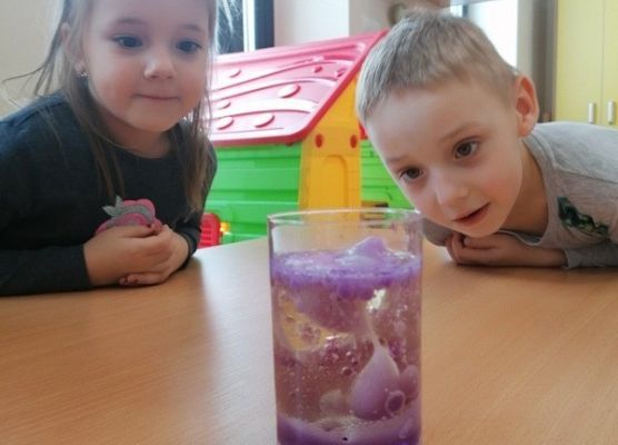 Grafika 33: WESOŁE LABORATORIA