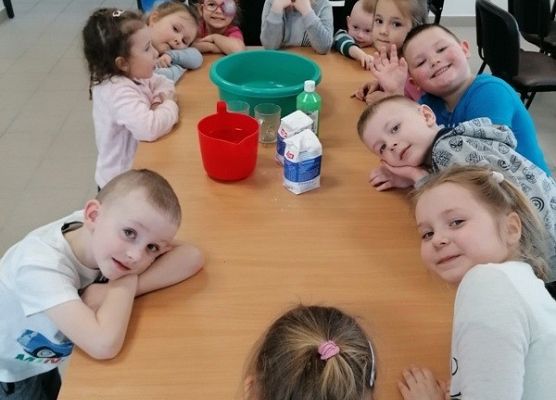 Grafika 36: WESOŁE LABORATORIA