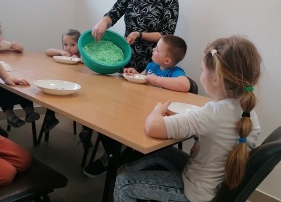 Grafika 40: WESOŁE LABORATORIA