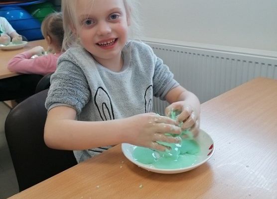 Grafika 42: WESOŁE LABORATORIA