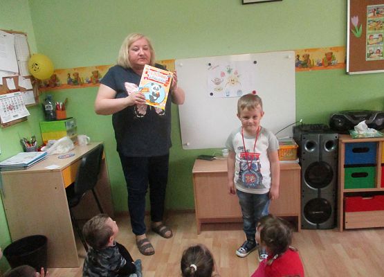 Dominik i pochwała za prezentację