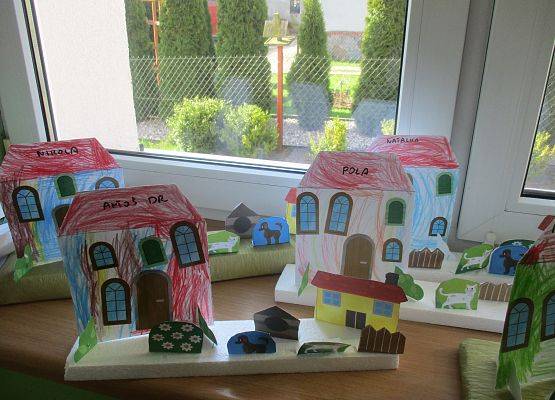 Domki młodszej grupy