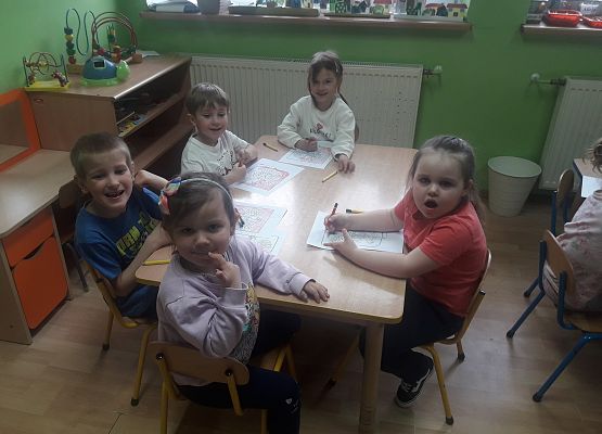 Średniaki przy pracy