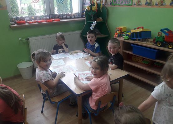 Średniaki i Maluchy przy pracy