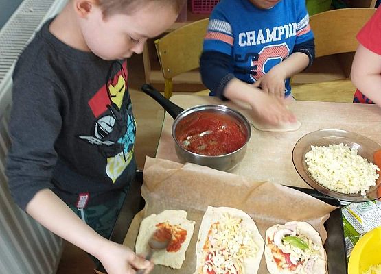 Starszaki przy pracy