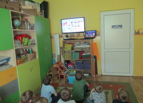 Grafika 45: Zajęcia w przedszkolu SKĄD SIĘ BIORĄ PRODUKTY EKOLOGICZNE