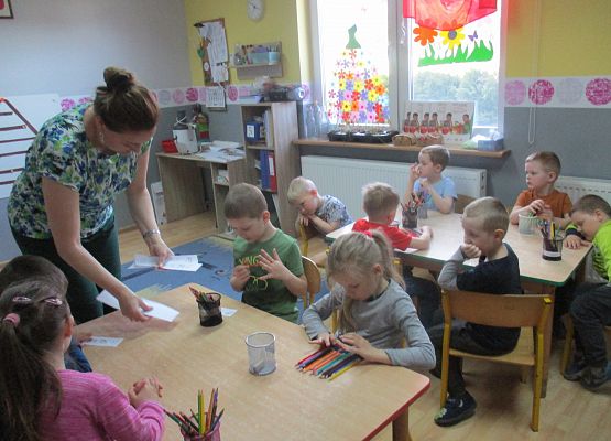 Grafika 23: Zajęcia w przedszkolu SKĄD SIĘ BIORĄ PRODUKTY EKOLOGICZNE