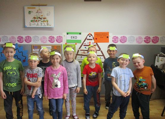 Grafika 62: Zajęcia w przedszkolu SKĄD SIĘ BIORĄ PRODUKTY EKOLOGICZNE