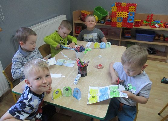 Starszaki przy pracy