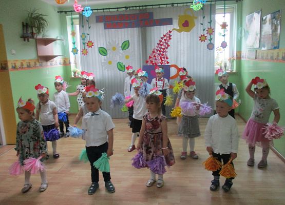 Taniec Maluchów i Średniaków