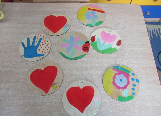 Upominki wykonane przez Starszaków dla mamy