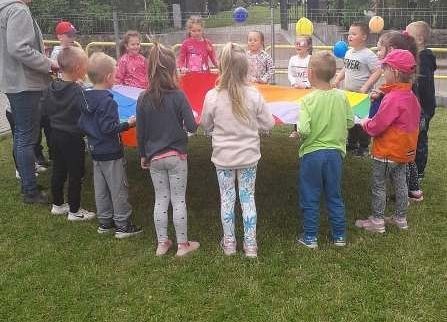 Grafika 6: DZIEŃ DZIECKA