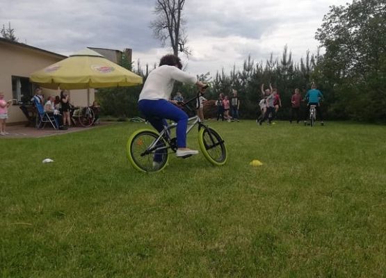 Grafika 14: Grillowe spotkanie uczniów klasy III wraz z Rodzicami