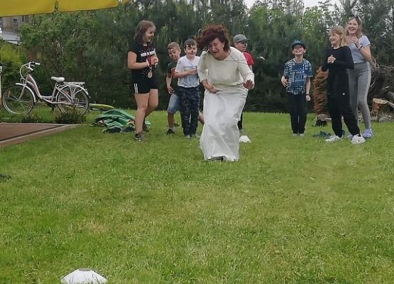 Grafika 19: Grillowe spotkanie uczniów klasy III wraz z Rodzicami