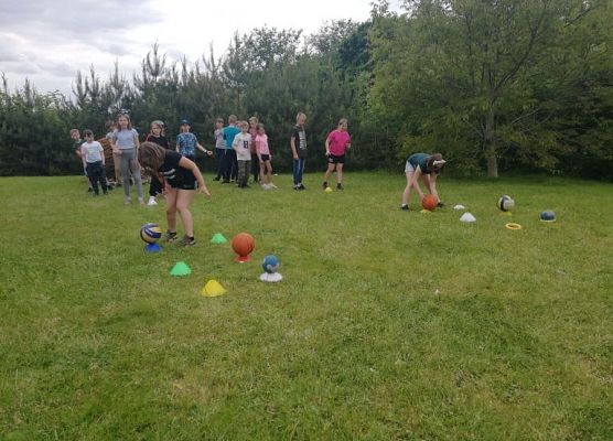 Grafika 23: Grillowe spotkanie uczniów klasy III wraz z Rodzicami