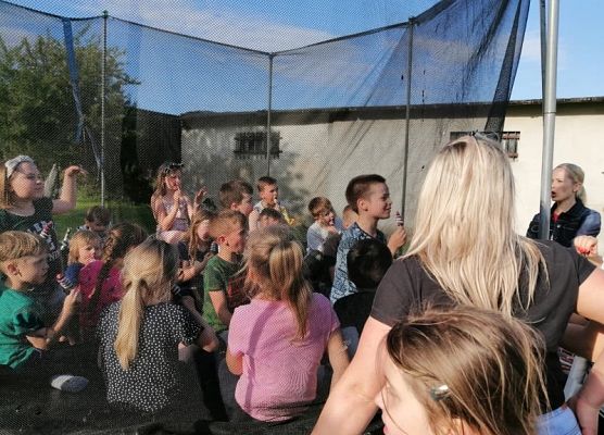 Grafika 45: Grillowe spotkanie uczniów klasy III wraz z Rodzicami