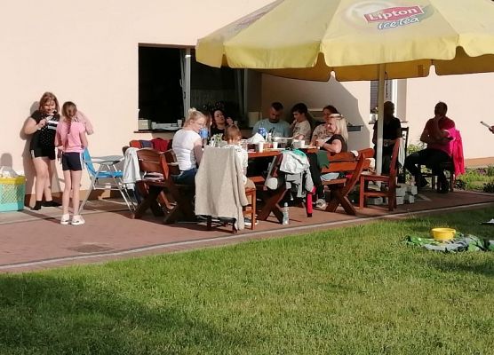 Grafika 51: Grillowe spotkanie uczniów klasy III wraz z Rodzicami