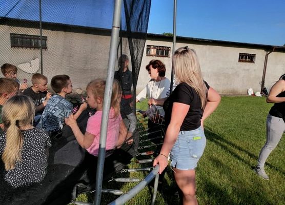 Grafika 50: Grillowe spotkanie uczniów klasy III wraz z Rodzicami