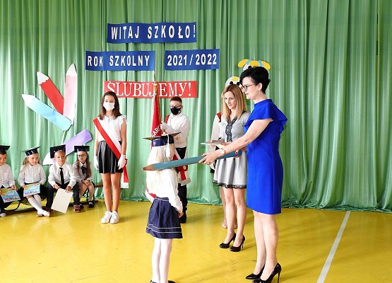 Uroczyste Mianowanie uczennicy klasy I