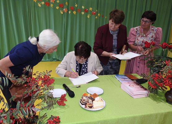 Spotkanie autorskie z Panią Adelą Andrzejewską w Zespole Szkół w Garczegorzu