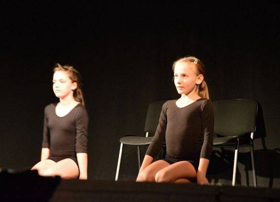 Spektakl ,,Bez tytułu"