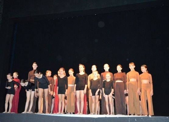 Spektakl ,,Bez tytułu"