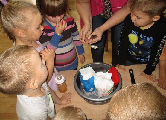 Grupa młodsza - pieczemy bułeczki