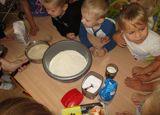 Grupa młodsza - pieczemy bułeczki