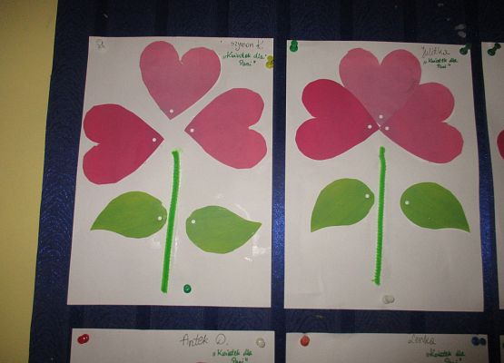 Kwiaty dla Pani - prace Starszaków