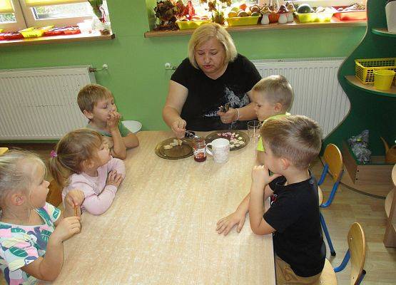 Próbujemy smakołyki pochodzące  z różnych produktów