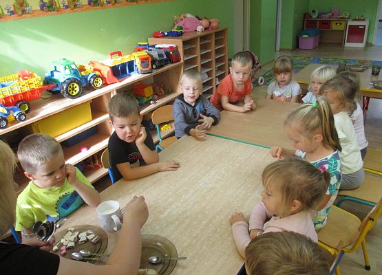 Próbujemy smakołyki pochodzące  z różnych produktów