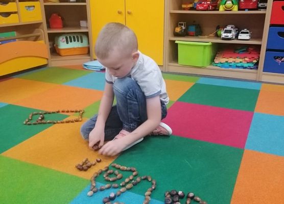 Grafika 6: Dary jesieni