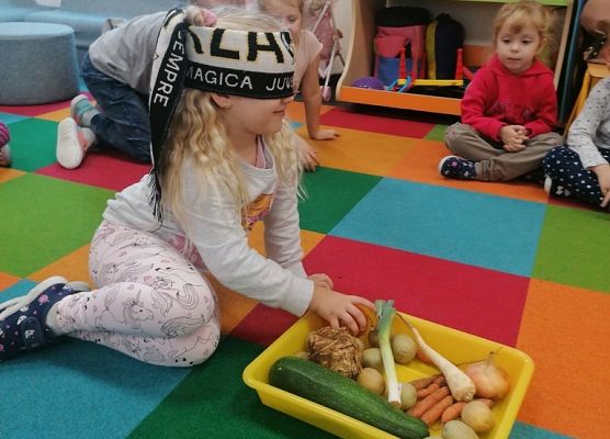 Grafika 53: Dary jesieni