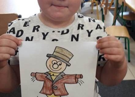 Grafika 9: SPOTKANIA  Z  KSIĄŻKĄ