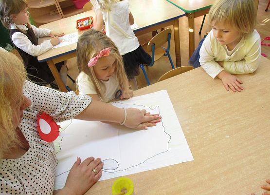 Młodsza grupa przy pracy